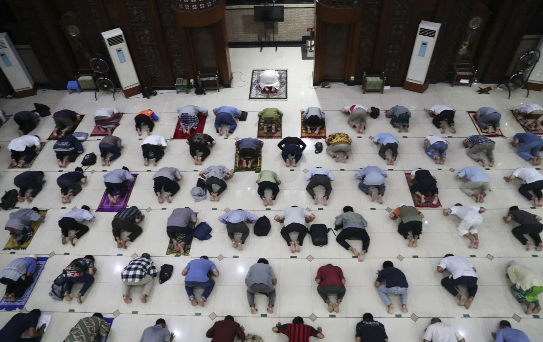 APTOPIX Indonesia Ramadan